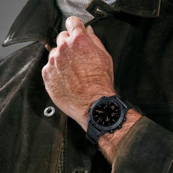 GARMIN MARQ Commander 2 Carbon Edition - Image 3