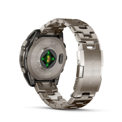 garmin-fenix-8-47-mm-amoled-sapphire-titanium-w-vented-titanium-bracelet-010-02904-41-3_1080x